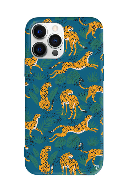 Leoparlar Lansman Model İçi Kadife Silikon Telefon Kılıfı