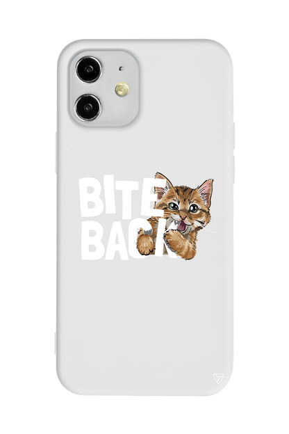 Harf Isıran Kedi Lansman Model İçi Kadife Silikon Telefon Kılıfı