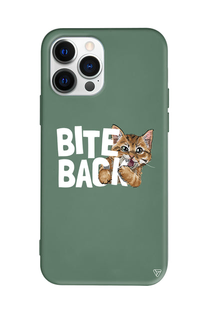 Harf Isıran Kedi Lansman Model İçi Kadife Silikon Telefon Kılıfı