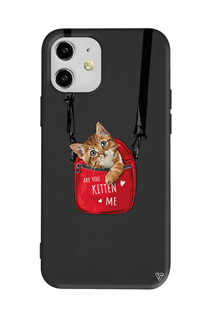 Çantada Kedi Lansman Model İçi Kadife Silikon Telefon Kılıfı