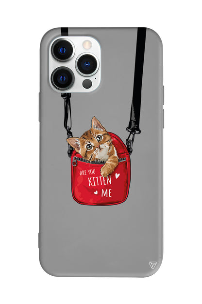 Çantada Kedi Lansman Model İçi Kadife Silikon Telefon Kılıfı