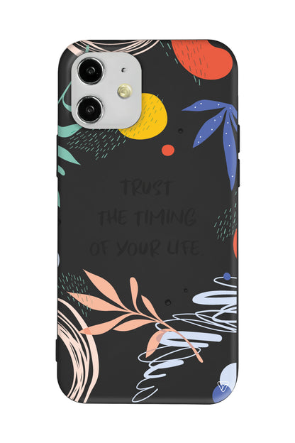 Trust The Timing Lansman Model İçi Kadife Silikon Telefon Kılıfı