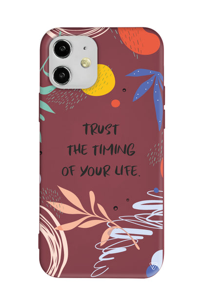 Trust The Timing Lansman Model İçi Kadife Silikon Telefon Kılıfı