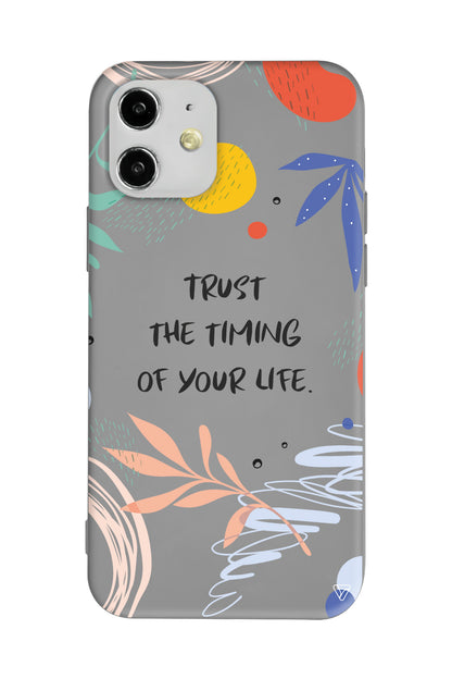 Trust The Timing Lansman Model İçi Kadife Silikon Telefon Kılıfı