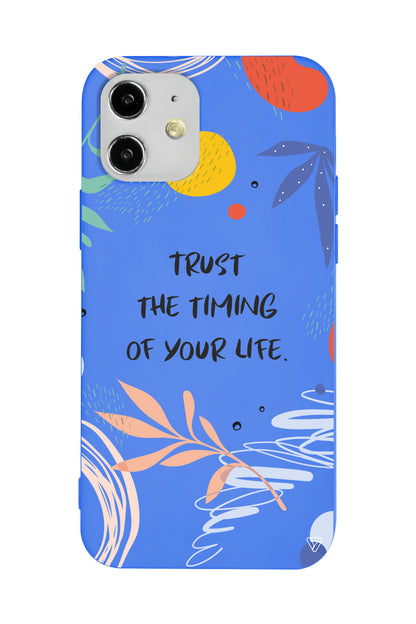 Trust The Timing Lansman Model İçi Kadife Silikon Telefon Kılıfı