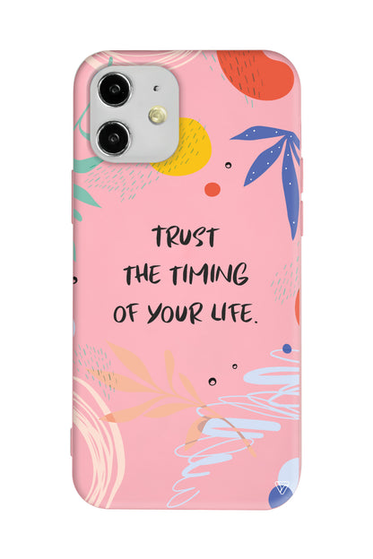 Trust The Timing Lansman Model İçi Kadife Silikon Telefon Kılıfı