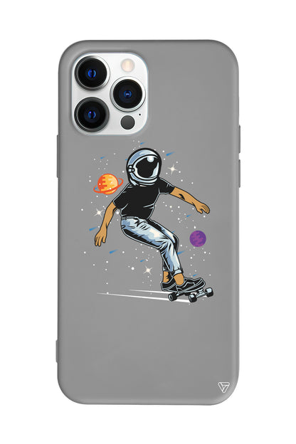 Kraterde Kaykay Lansman Model İçi Kadife Silikon Telefon Kılıfı