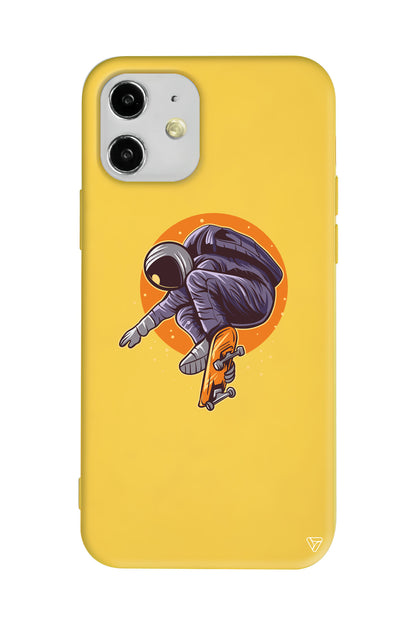 Astronot 2 Lansman Model İçi Kadife Silikon Telefon Kılıfı