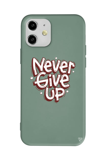 Never Give Up Lansman Model İçi Kadife Silikon Telefon Kılıfı