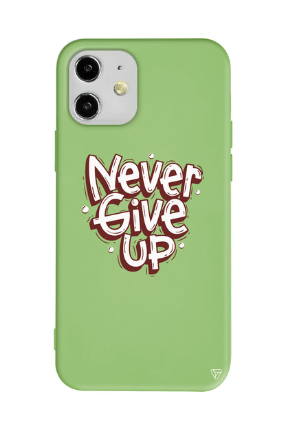 Never Give Up Lansman Model İçi Kadife Silikon Telefon Kılıfı