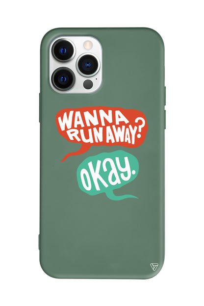 Wanna Run Away? Lansman Model İçi Kadife Silikon Telefon Kılıfı