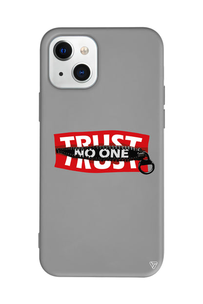Trust No One Lansman Model İçi Kadife Silikon Telefon Kılıfı – Plus Serisine Özel